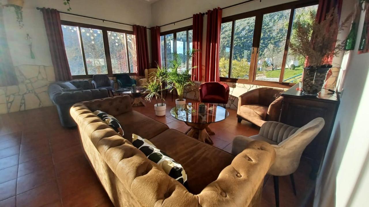 Hotel Rural & Restaurante Las Camaretas Кортес-де-ла-Фронтера Екстер'єр фото